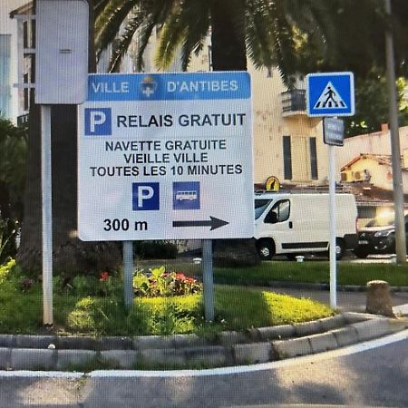 Charmant 3 Pieces Renove Au Coeur Du Vieil Αντίμπ Εξωτερικό φωτογραφία